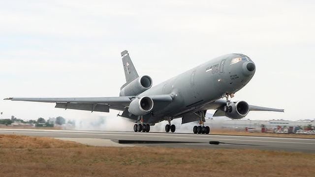 KC-10 Extender