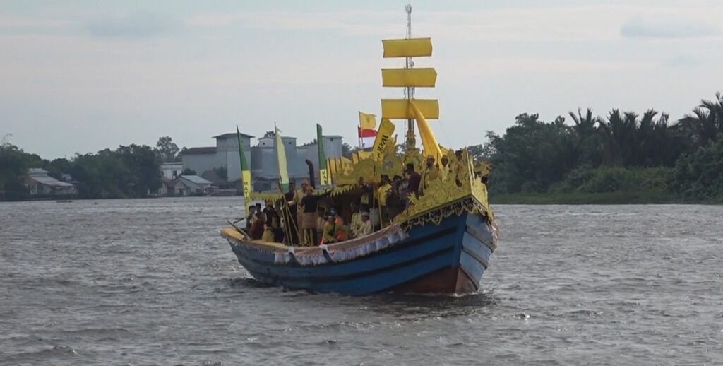 Kapal Lancang Kuning