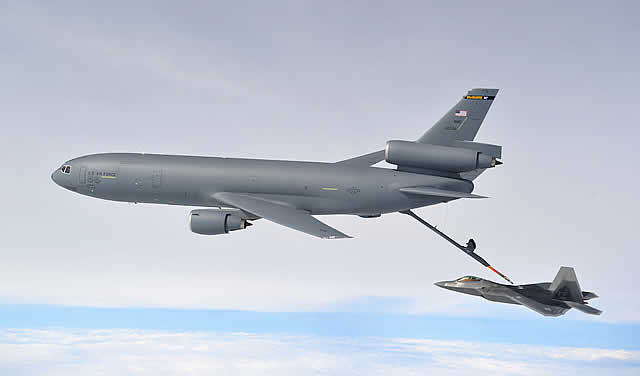 KC-10 Extender